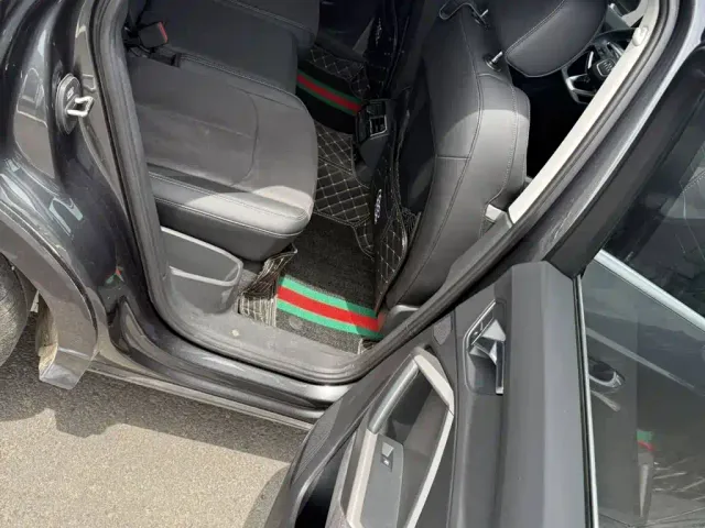 Audi Q3 — Фото автомобиля 11
