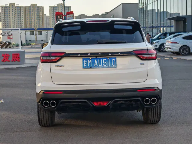 Geely Binyue — Фото автомобиля 9