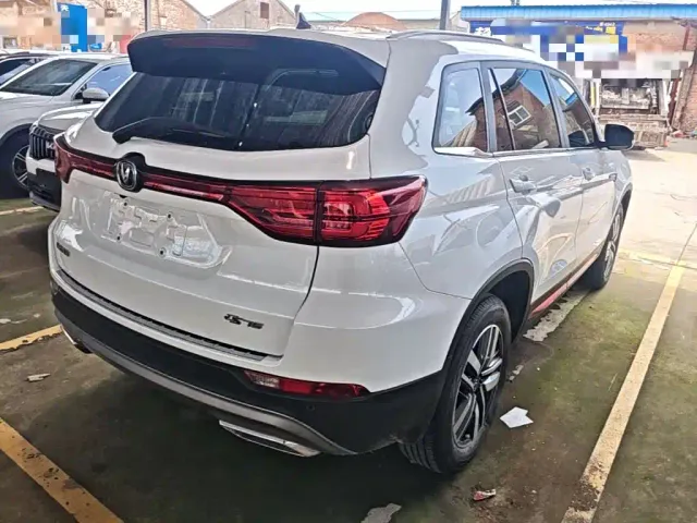 Changan CS75 — Фото автомобиля 6