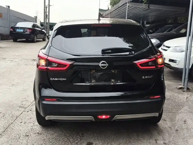Nissan Qashqai — Фото автомобиля 5