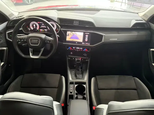 Audi Q3 — Фото автомобиля 15