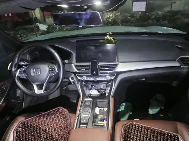 Honda Inspire — Фото автомобиля 12