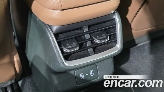 Hyundai Grandeur GN7 — Фото автомобиля 28