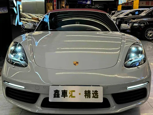 Porsche 718 — Фото автомобиля 3