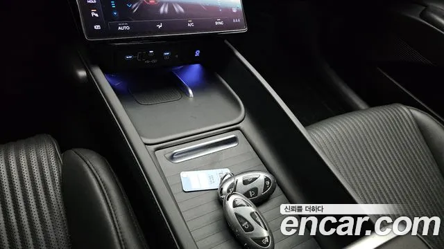 Hyundai Grandeur Grandeur (GN7) 3.5 Бензин 4WD — Фото автомобиля 17