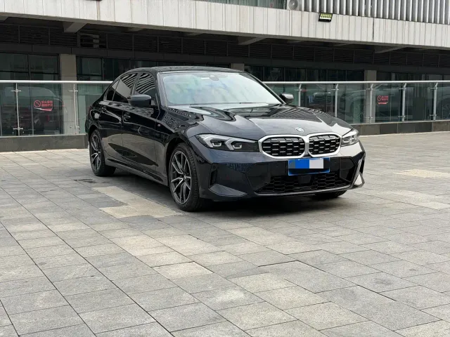 BMW 3 Series — Фото автомобиля 3