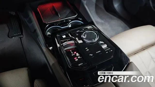 BMW 5-Series — Фото автомобиля 7