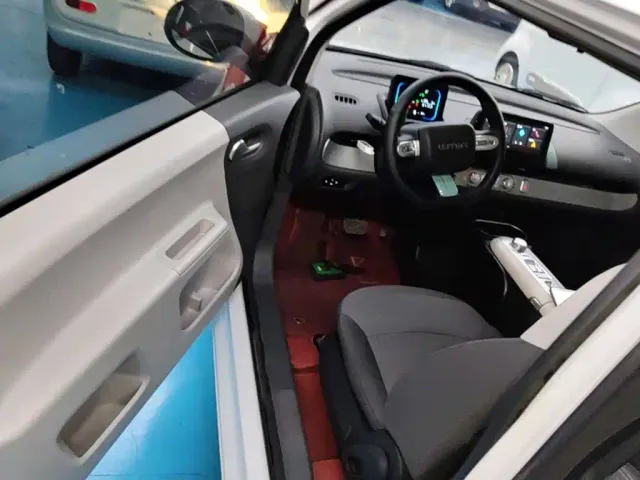 Changan Lumin — Фото автомобиля 15