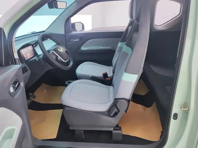 Wuling Hongguang Mini EV — Фото автомобиля 9