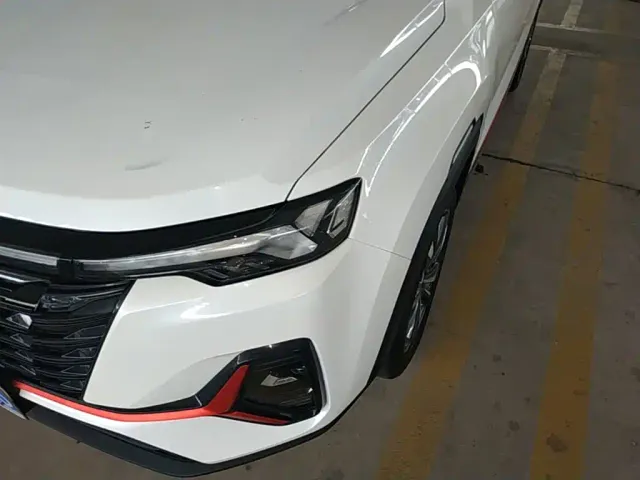 Changan CS35 Plus — Фото автомобиля 23