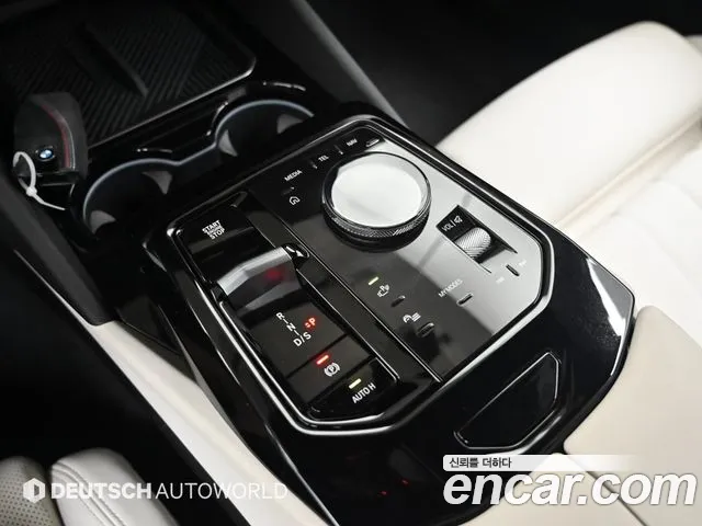 BMW 5 Series G60 — Фото автомобиля 9