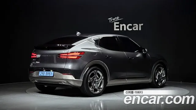 Genesis GV60 — Фото автомобиля 2