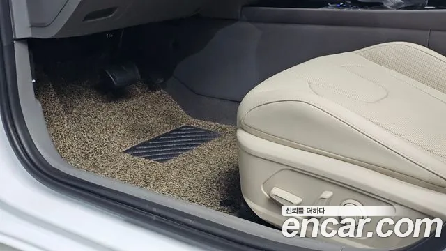 Hyundai Avante CN7 — Фото автомобиля 20