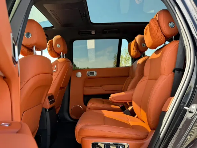 Li Auto L9 — Фото автомобиля 9