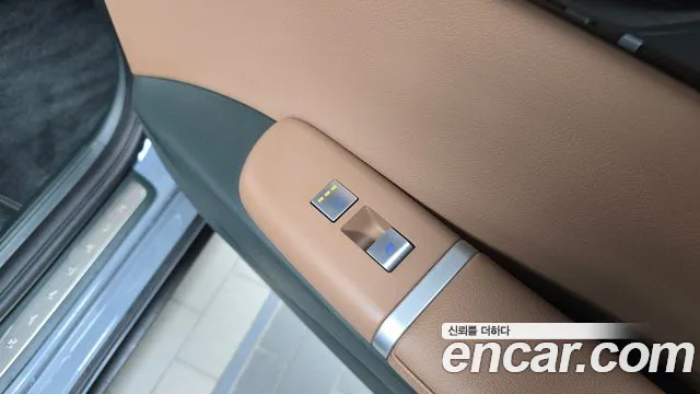 Hyundai Grandeur GN7 — Фото автомобиля 24