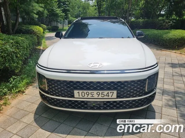 Hyundai Grandeur Grandeur (GN7) 3.5 Бензин 4WD — Фото автомобиля 2