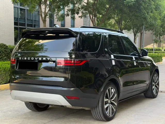 Land Rover Discovery — Фото автомобиля 16