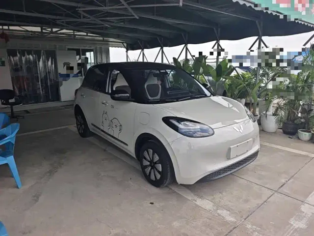 Wuling Bingo — Фото автомобиля 3