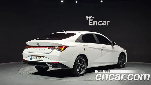 Hyundai AVANTE Avante (CN7) — Фото автомобиля 2
