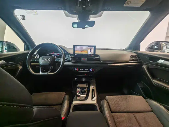Audi Q5L Sportback — Фото автомобиля 18