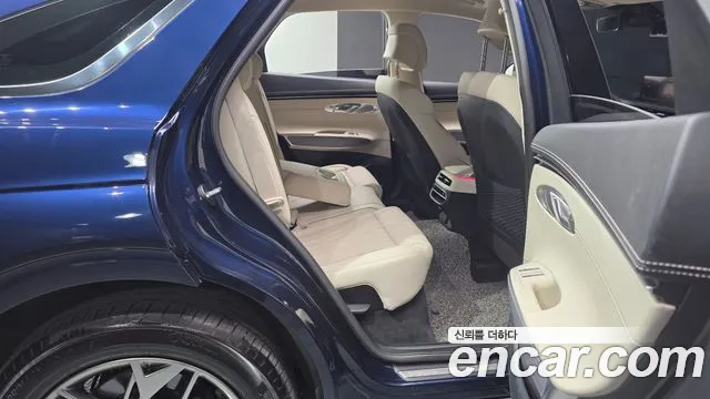 Genesis GV70 — Фото автомобиля 18