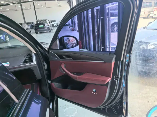 BMW X3 — Фото автомобиля 19