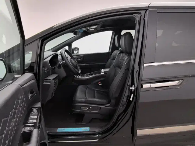 Honda Elysion — Фото автомобиля 10