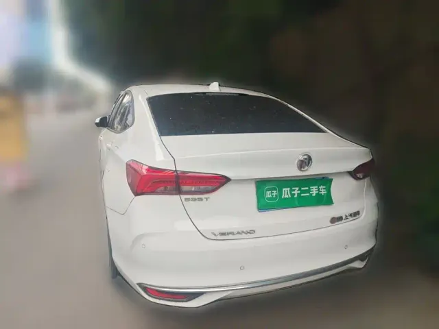 Buick Verano — Фото автомобиля 4