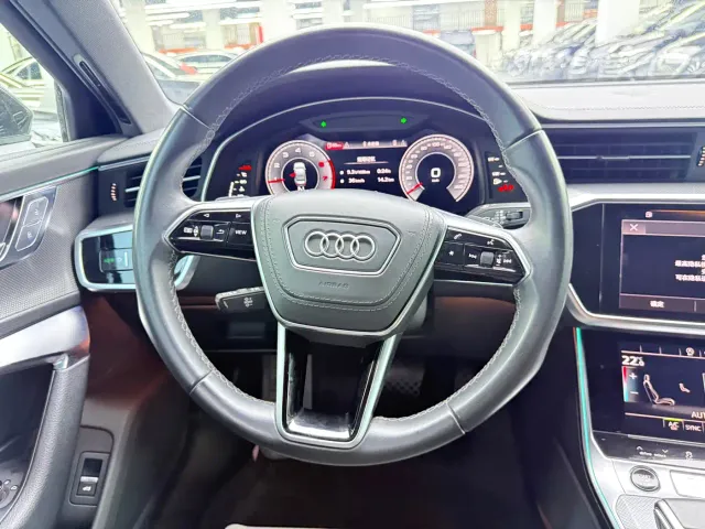 Audi A6L — Фото автомобиля 5