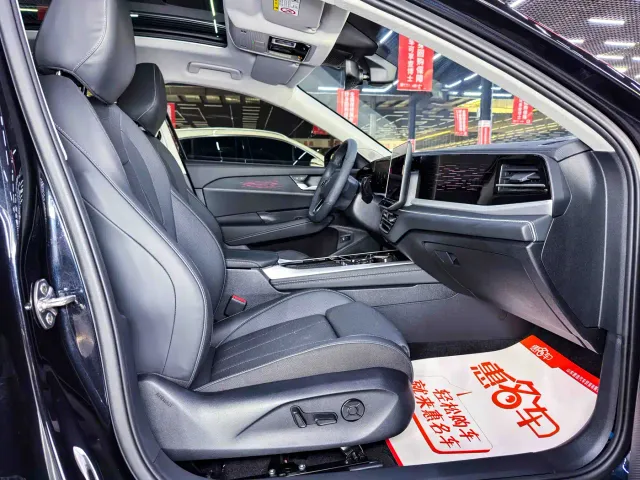 Volkswagen Passat — Фото автомобиля 5