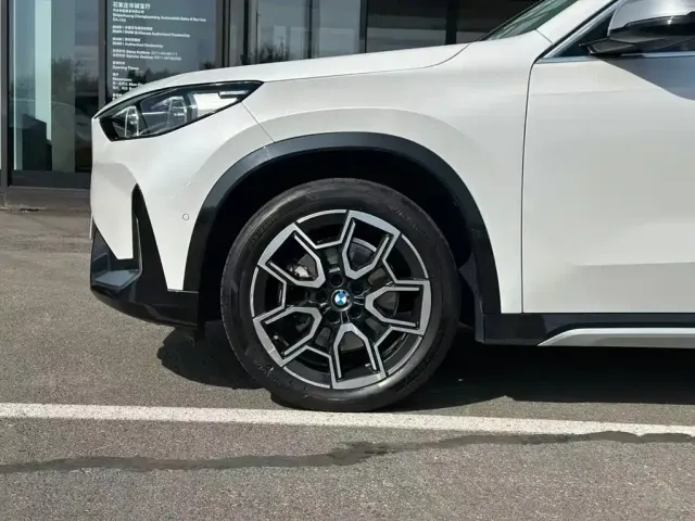BMW X1 — Фото автомобиля 5
