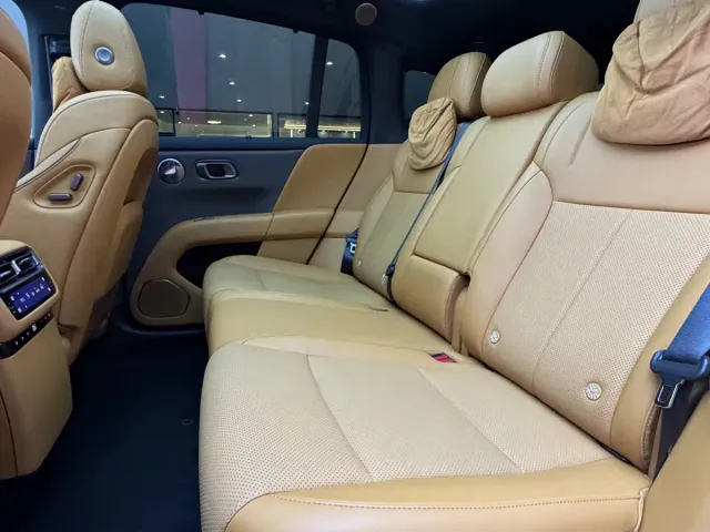 Li Auto i6 — Фото автомобиля 12