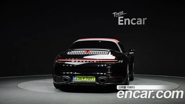 Porsche 911 992 — Фото автомобиля 4