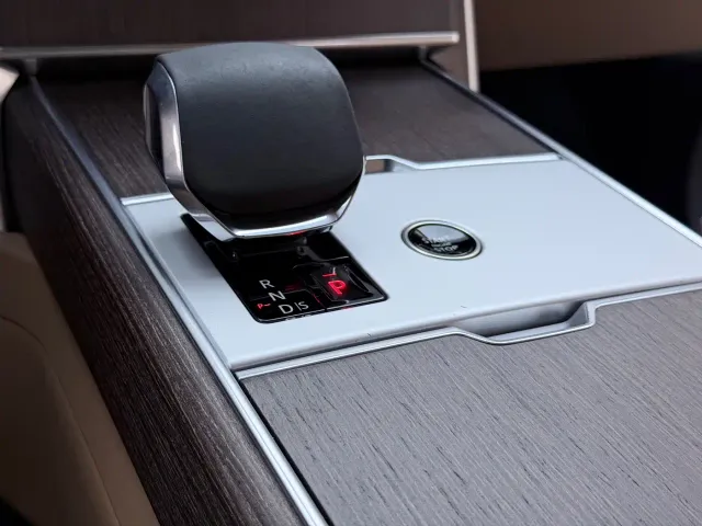 Land Rover Range Rover — Фото автомобиля 7