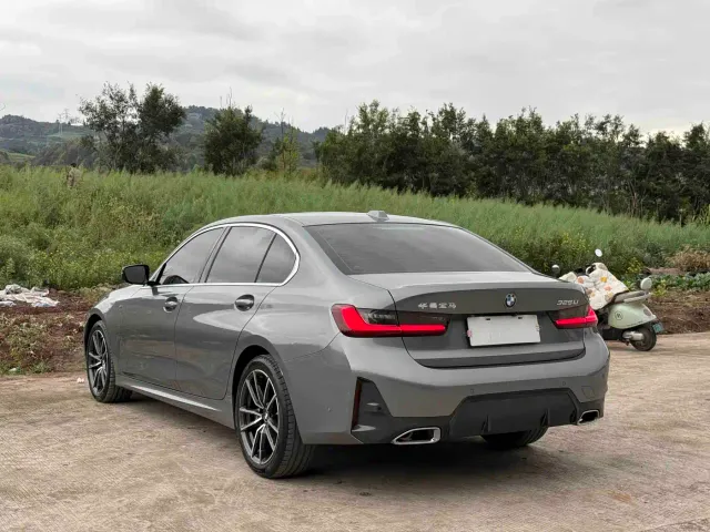 BMW 3 Series — Фото автомобиля 21