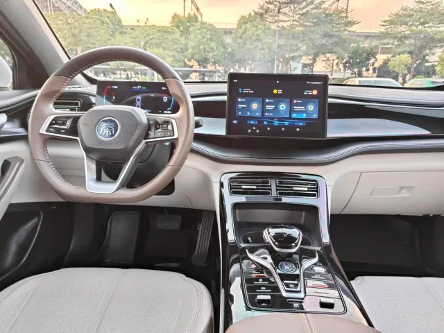 BYD Qin PLUS — Фото автомобиля 12