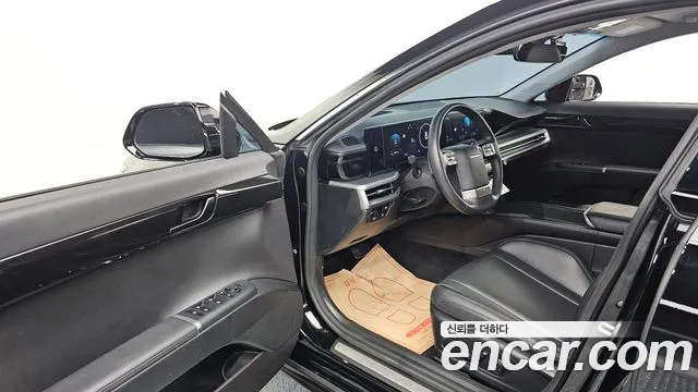 Hyundai Grandeur GN7 — Фото автомобиля 10
