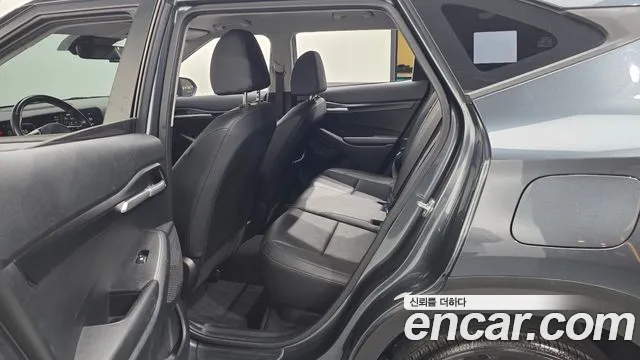 Kia Seltos — Фото автомобиля 17