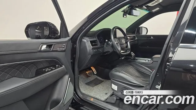 KG_Mobility_Ssangyong Rexton Rexton Arena Дизель 2.2 4WD — Фото автомобиля 3