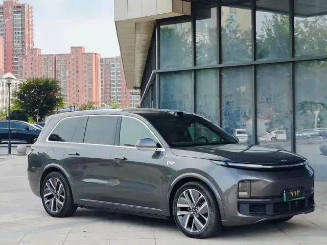 Li Auto L9 — Фото автомобиля 3