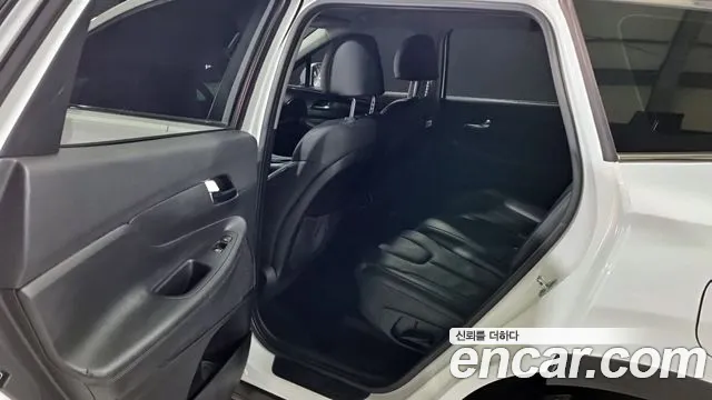 Hyundai Santafe Новый Santa Fe — Фото автомобиля 11