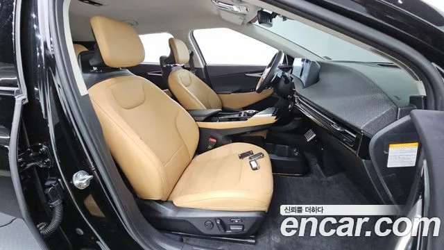 Kia EV6 — Фото автомобиля 18