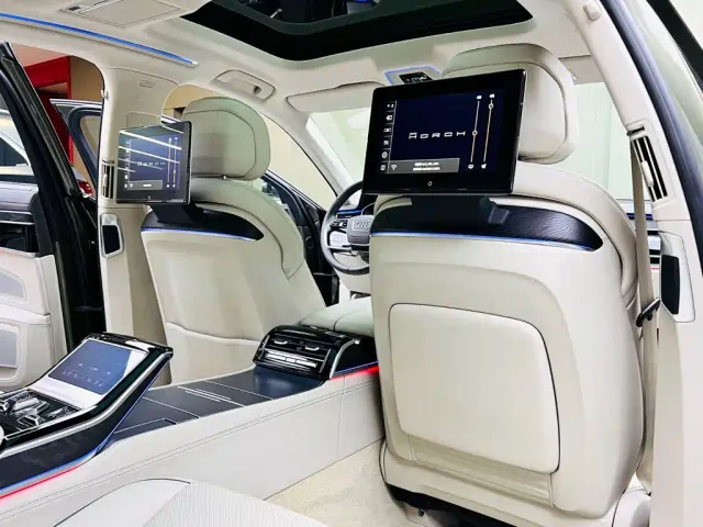 Audi A8 — Фото автомобиля 18