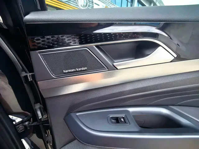Volkswagen Passat — Фото автомобиля 13