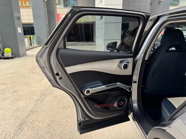 BYD Yuan PLUS — Фото автомобиля 25
