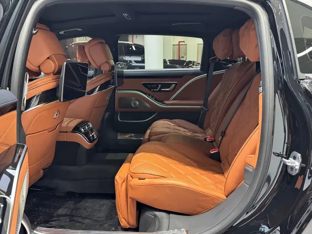 Mercedes-Benz Maybach S-Class — Фото автомобиля 13