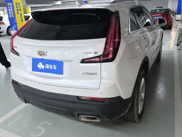 Cadillac XT4 — Фото автомобиля 3