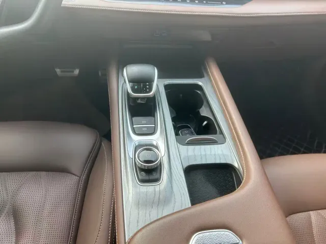 Chery Arrizo 8 — Фото автомобиля 10