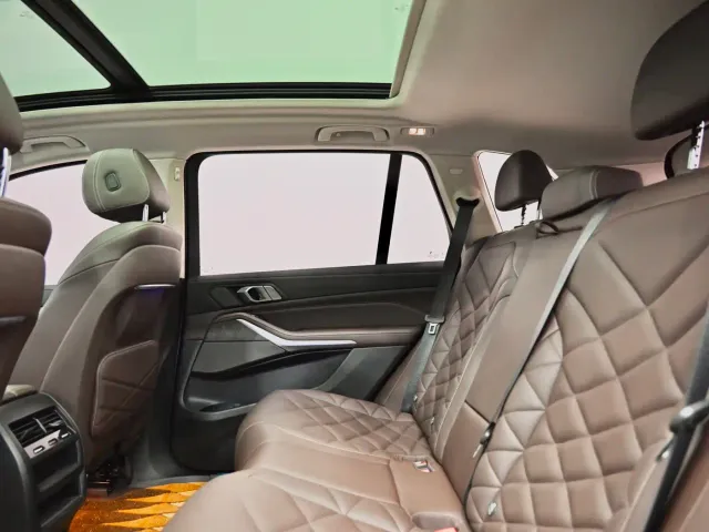 BMW X5 — Фото автомобиля 7