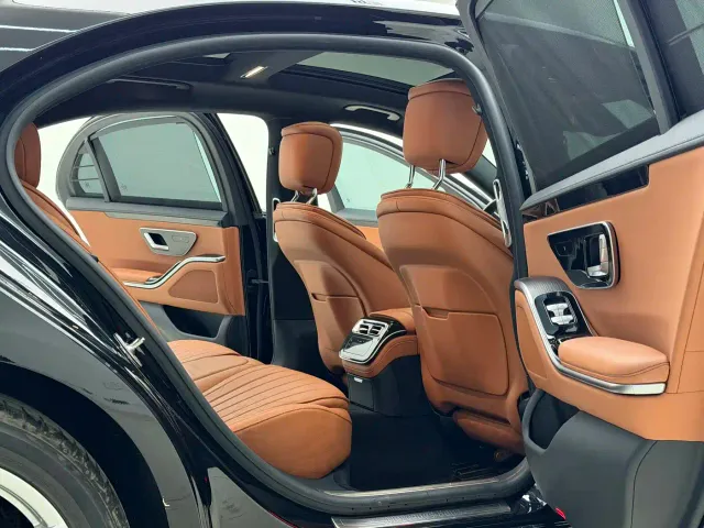 Mercedes-Benz S-Class — Фото автомобиля 10
